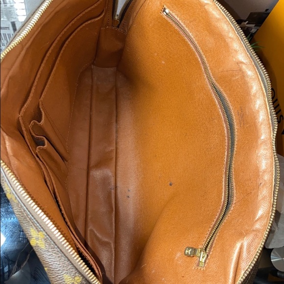 Authentic Louis Vuitton Monogram Porte-Documents Voyage - Picture 10 of 16